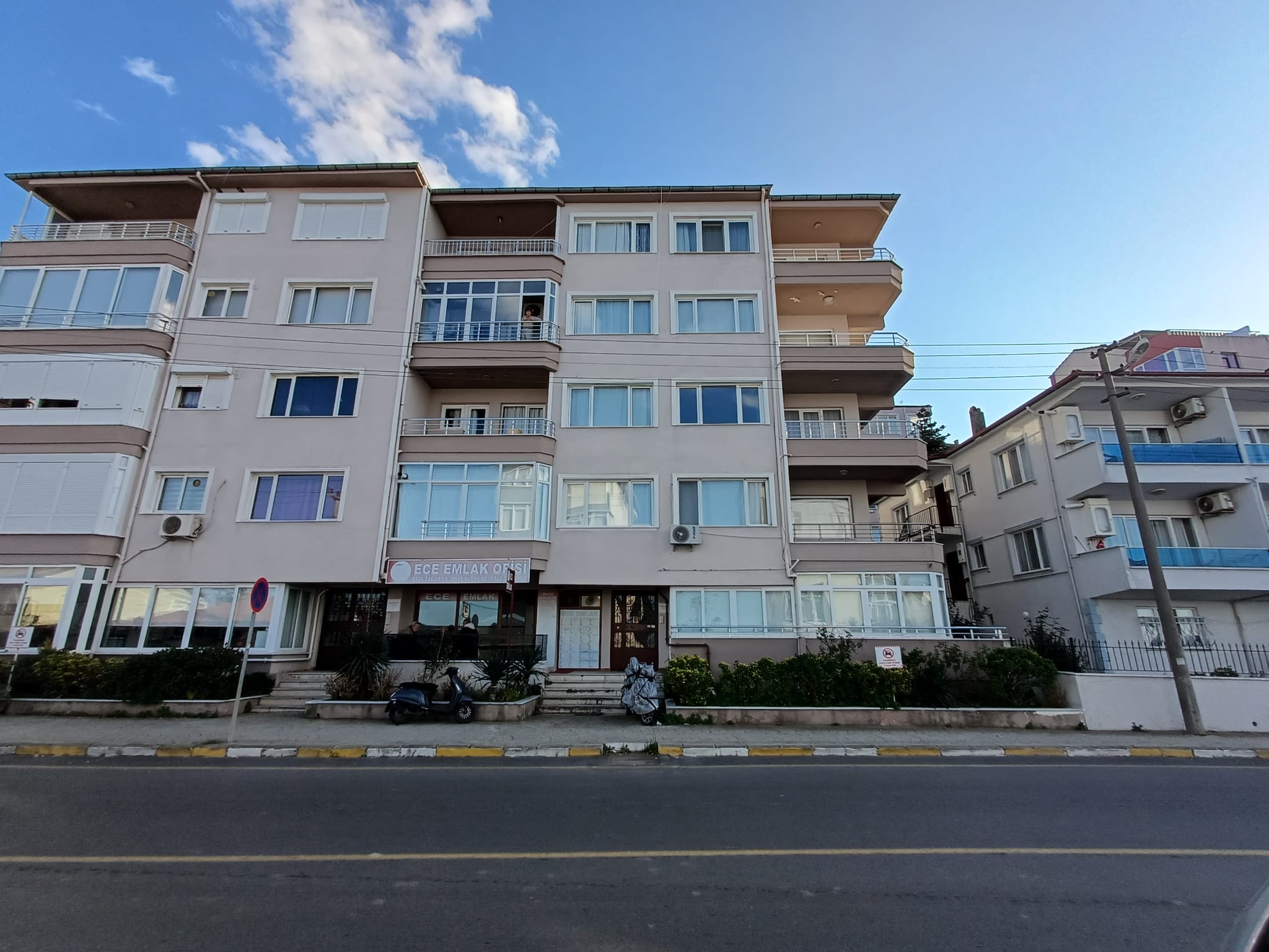 ÇAMLIK'DA 3 + 1 DAİRE 120M2